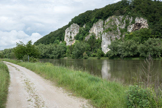 Donau zwischen Herrnsaal und  Kapfelberg, 792,5 km ab Start