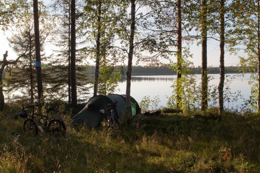 Naturzeltstelle am Koikkojärvi, Finnland
