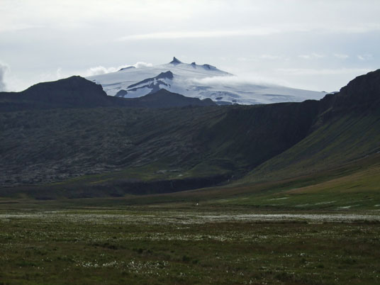 Blick von Arnarstapi auf Snæfellsjökull
