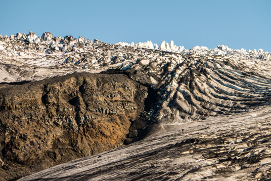 Bild: Wild zerklüftete Gletscherflächen