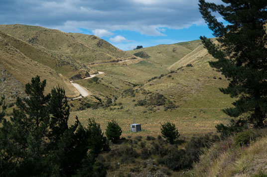 Ostseite von Danseys Pass: steile Abfahrt zur Lavendelfarm