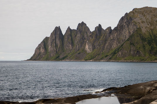 Bild: Berge zwischen Ersfjord und Mefjord