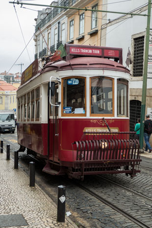 Historische Straßenbahn in Lissabon