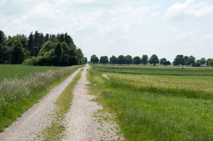 Historische Route des Via Claudia Augusta bei Kleinaitingen, 77,6 km ab Donauwörth